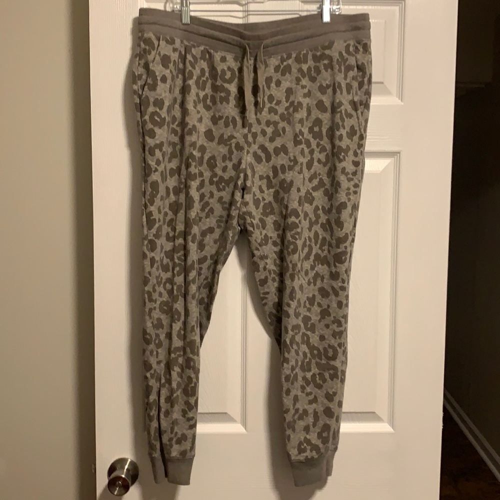 LEOPARD TOP&BOTTOM